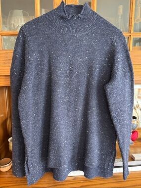 Loft sweater women’s M